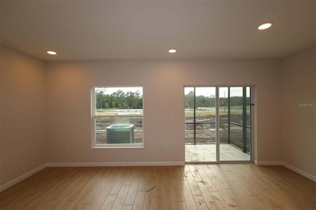 For Sale: $404,990 (3 beds, 2 baths, 1379 Square Feet)