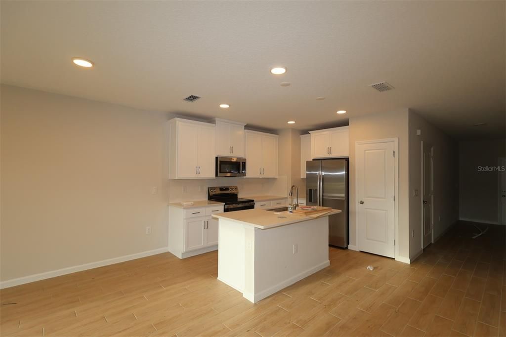For Sale: $404,990 (3 beds, 2 baths, 1379 Square Feet)