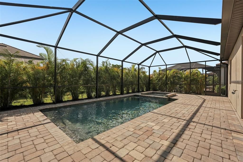 For Sale: $575,000 (3 beds, 3 baths, 1840 Square Feet)