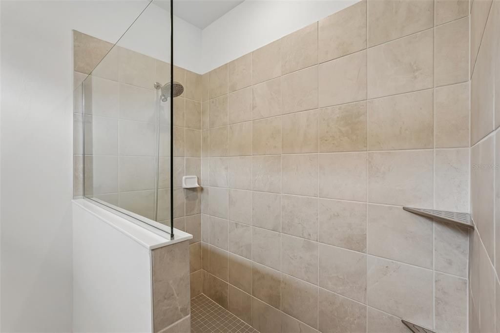 For Sale: $575,000 (3 beds, 3 baths, 1840 Square Feet)