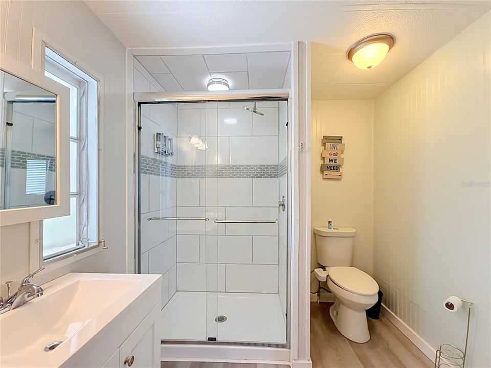 En Venta: $180,000 (2 camas, 2 baños, 960 Pies cuadrados)