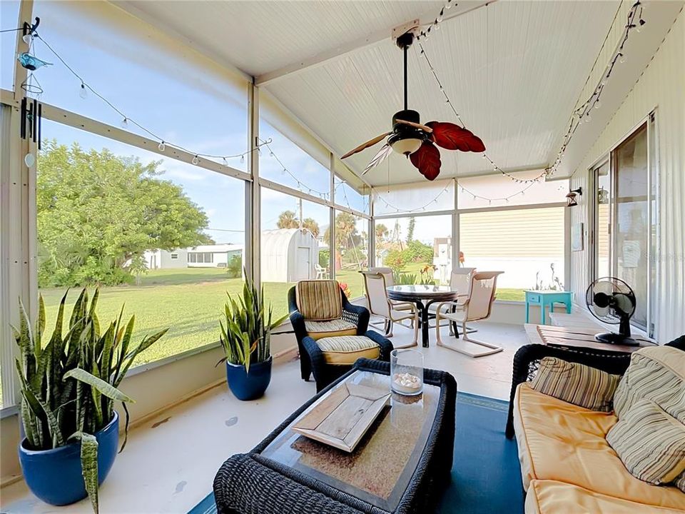 En Venta: $180,000 (2 camas, 2 baños, 960 Pies cuadrados)