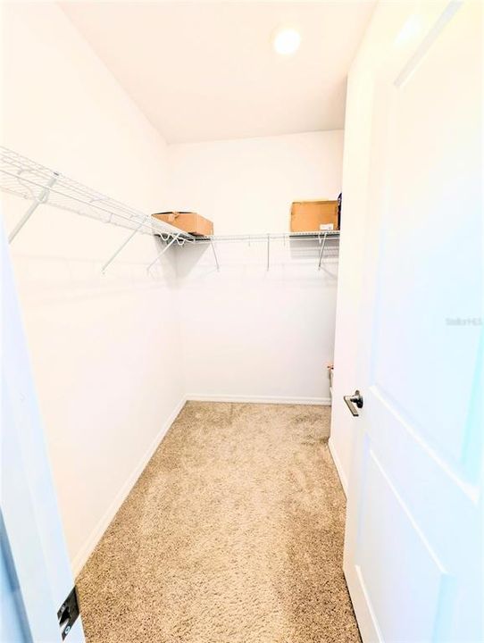 For Sale: $349,900 (4 beds, 3 baths, 2091 Square Feet)