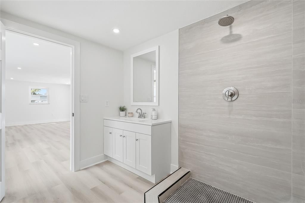 En Venta: $299,900 (2 camas, 2 baños, 1502 Pies cuadrados)