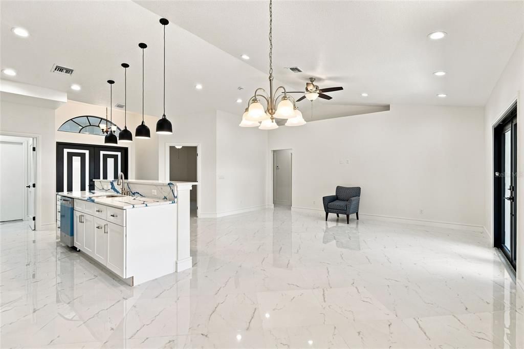 En Venta: $424,900 (4 camas, 2 baños, 1714 Pies cuadrados)
