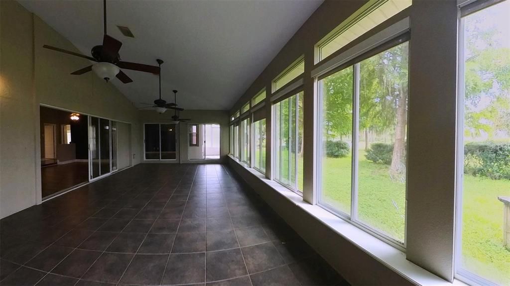 For Sale: $549,900 (4 beds, 3 baths, 3124 Square Feet)