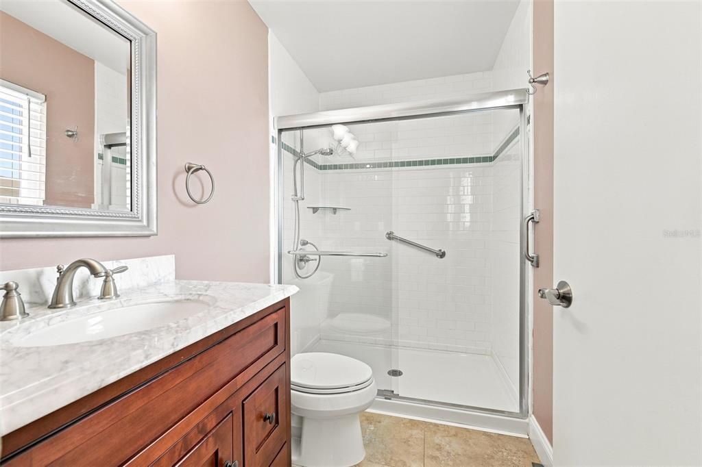 For Sale: $284,900 (2 beds, 2 baths, 1408 Square Feet)