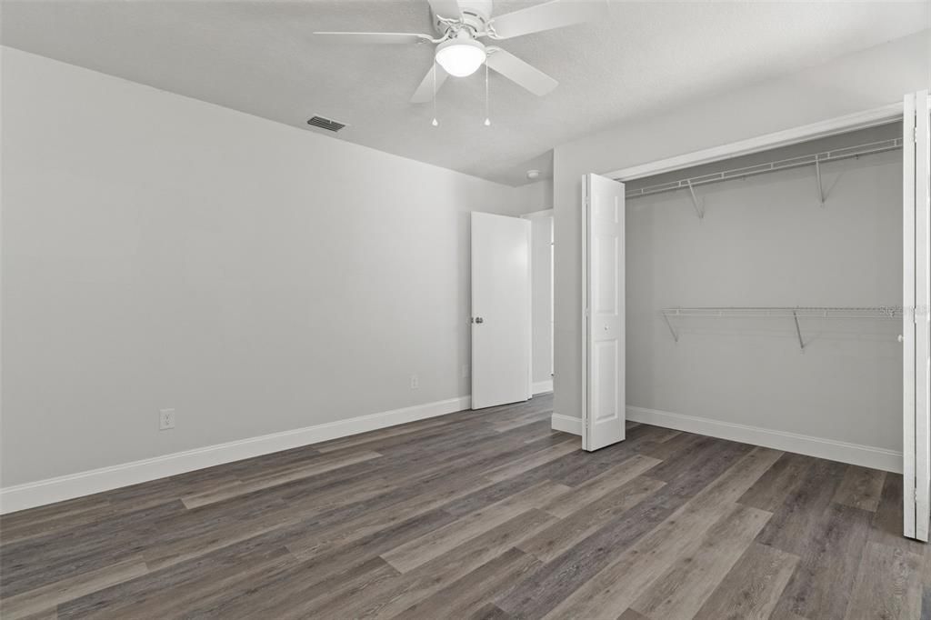 For Sale: $285,000 (3 beds, 2 baths, 1666 Square Feet)