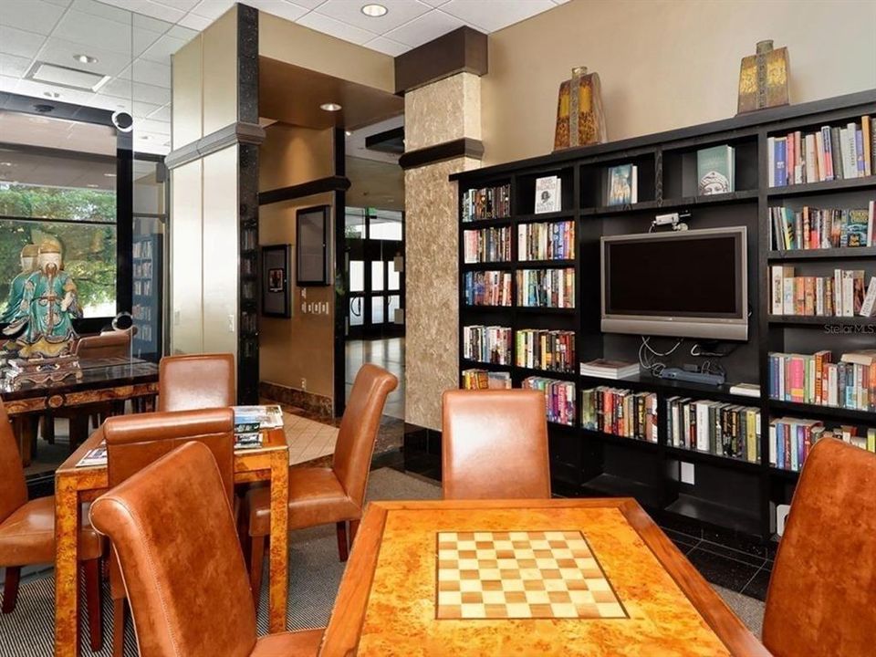 For Sale: $1,400,000 (3 beds, 2 baths, 1923 Square Feet)