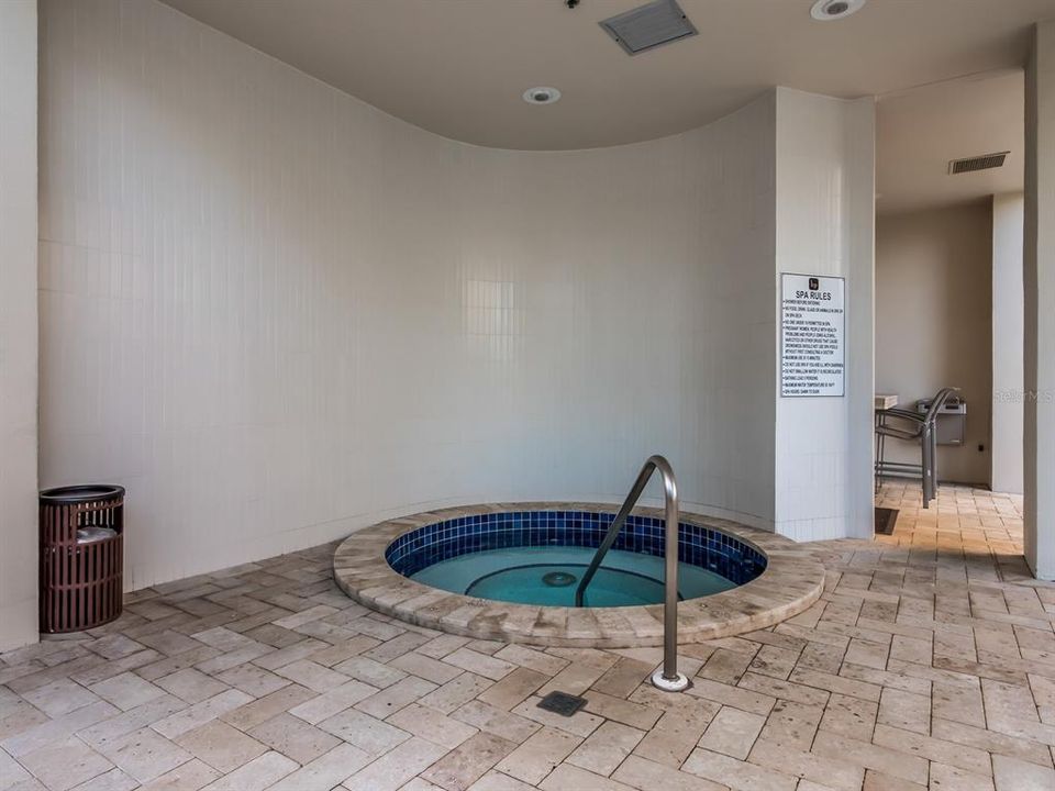 For Sale: $1,400,000 (3 beds, 2 baths, 1923 Square Feet)
