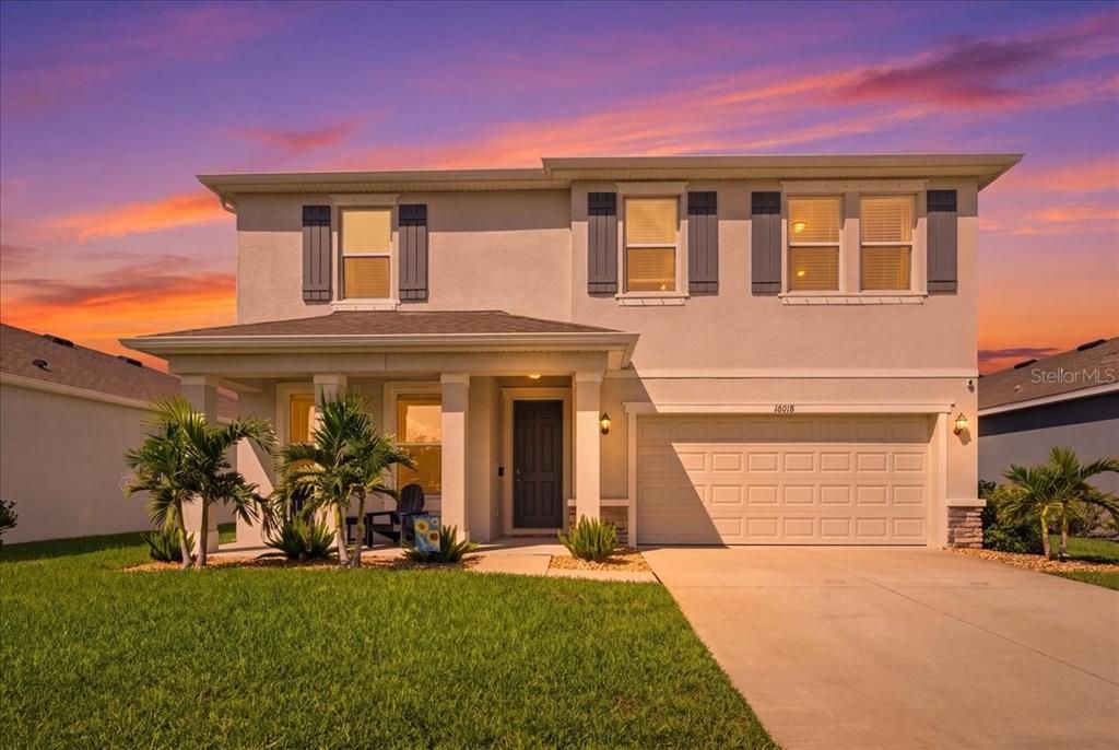 For Sale: $535,000 (5 beds, 3 baths, 2974 Square Feet)