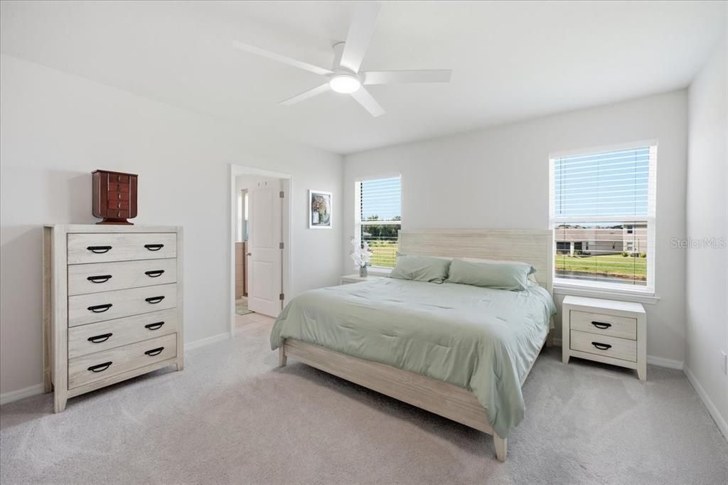For Sale: $535,000 (5 beds, 3 baths, 2974 Square Feet)
