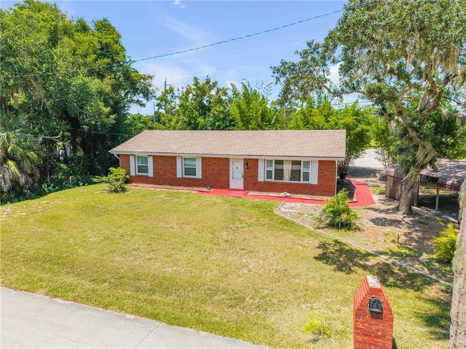 For Sale: $339,900 (3 beds, 2 baths, 1377 Square Feet)