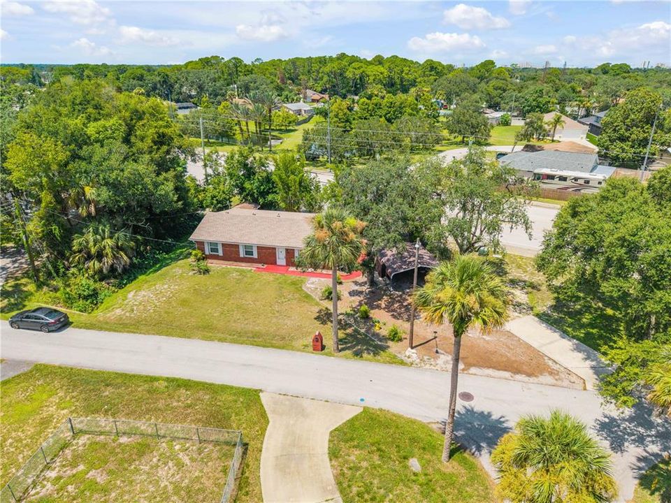 For Sale: $339,900 (3 beds, 2 baths, 1377 Square Feet)
