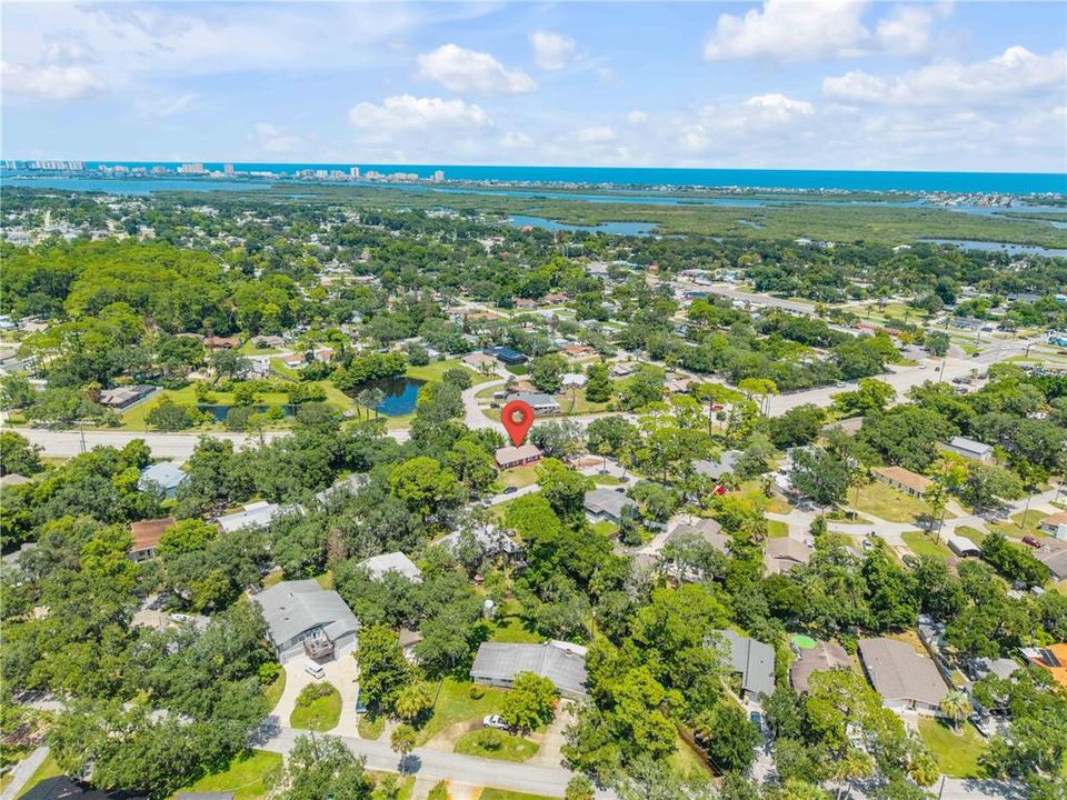 For Sale: $339,900 (3 beds, 2 baths, 1377 Square Feet)