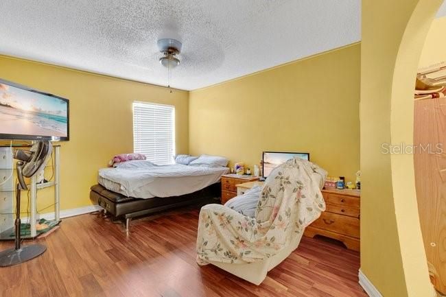 For Sale: $395,000 (4 beds, 2 baths, 2255 Square Feet)
