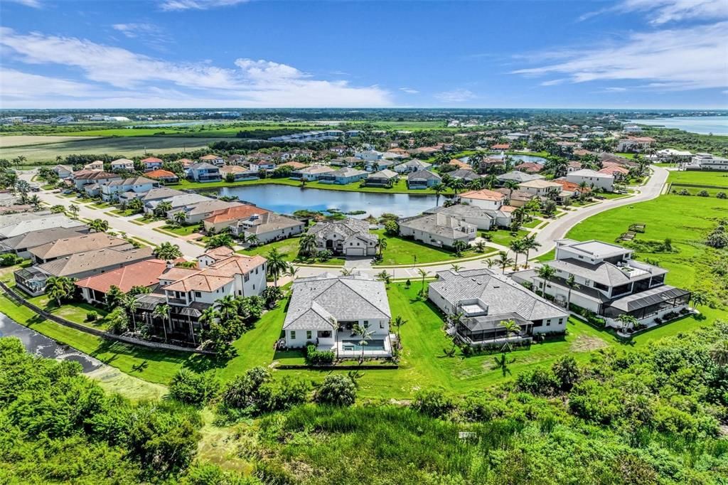 En Venta: $3,275,000 (4 camas, 3 baños, 3291 Pies cuadrados)