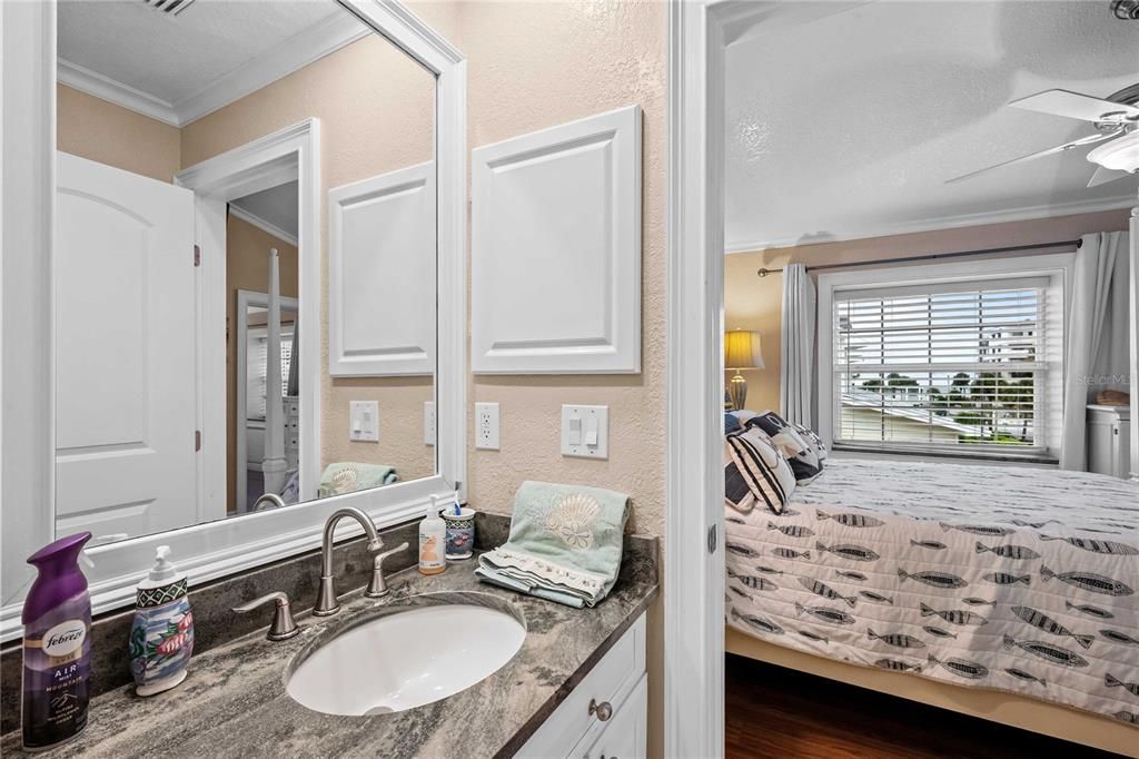 For Sale: $1,150,000 (2 beds, 2 baths, 1488 Square Feet)