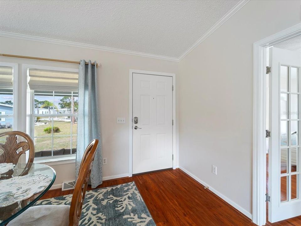 For Sale: $216,000 (3 beds, 2 baths, 1512 Square Feet)