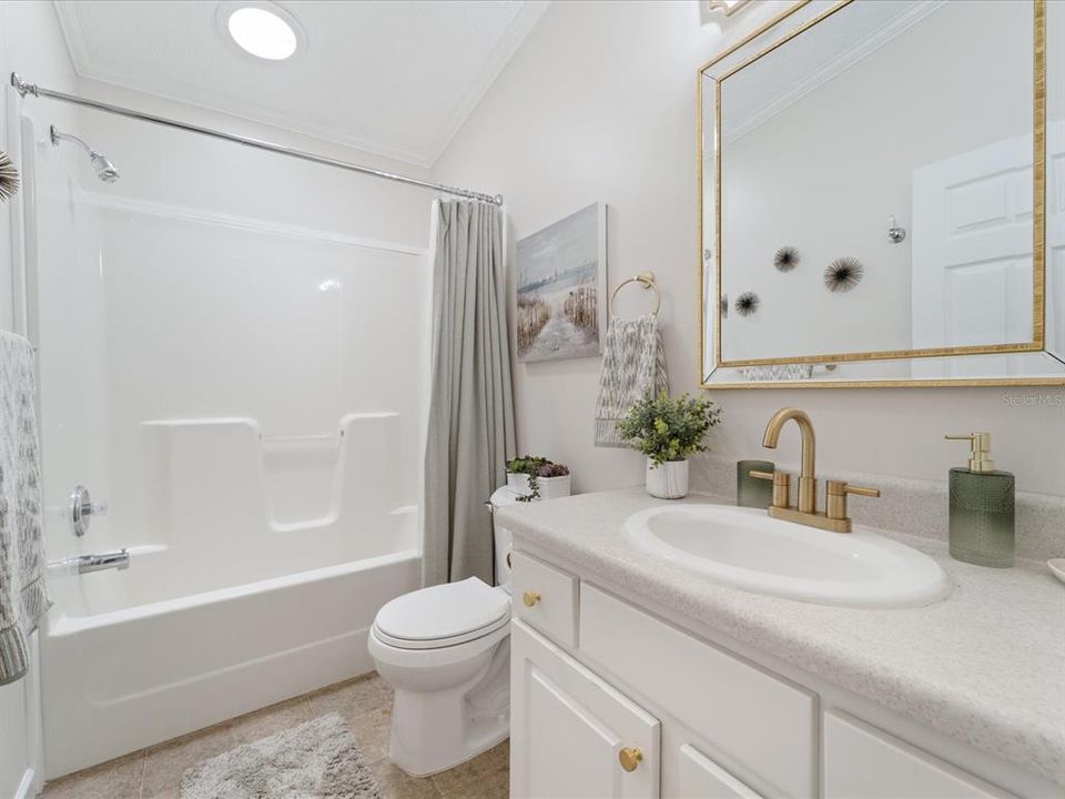 For Sale: $216,000 (3 beds, 2 baths, 1512 Square Feet)