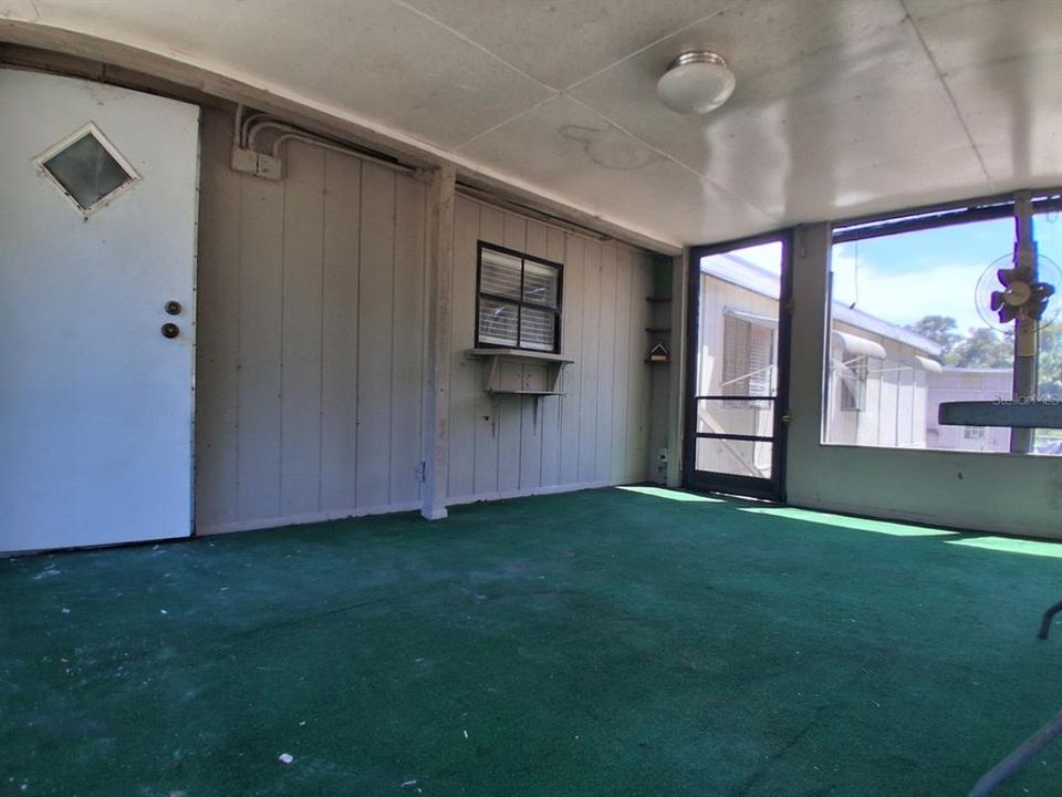 For Rent: $2,050 (4 beds, 2 baths, 1782 Square Feet)