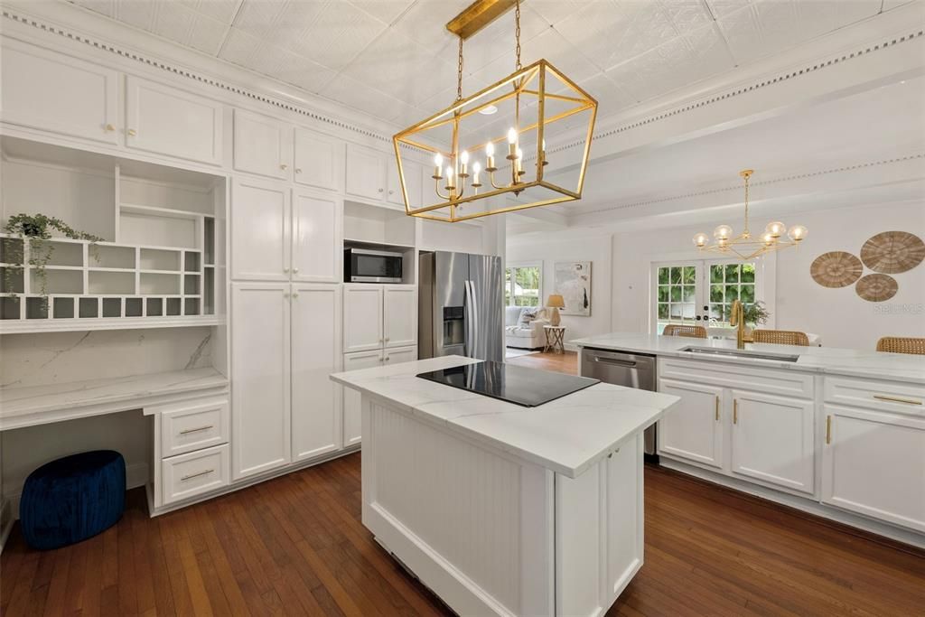 For Sale: $1,550,000 (4 beds, 3 baths, 3241 Square Feet)