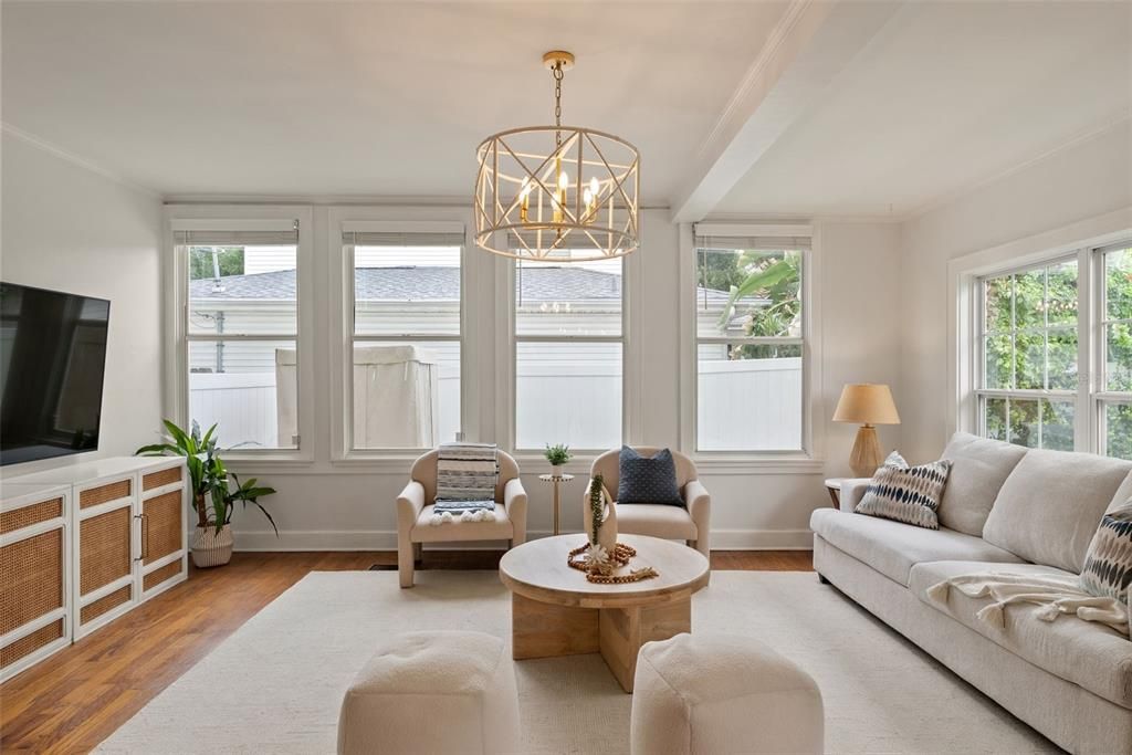 For Sale: $1,550,000 (4 beds, 3 baths, 3241 Square Feet)