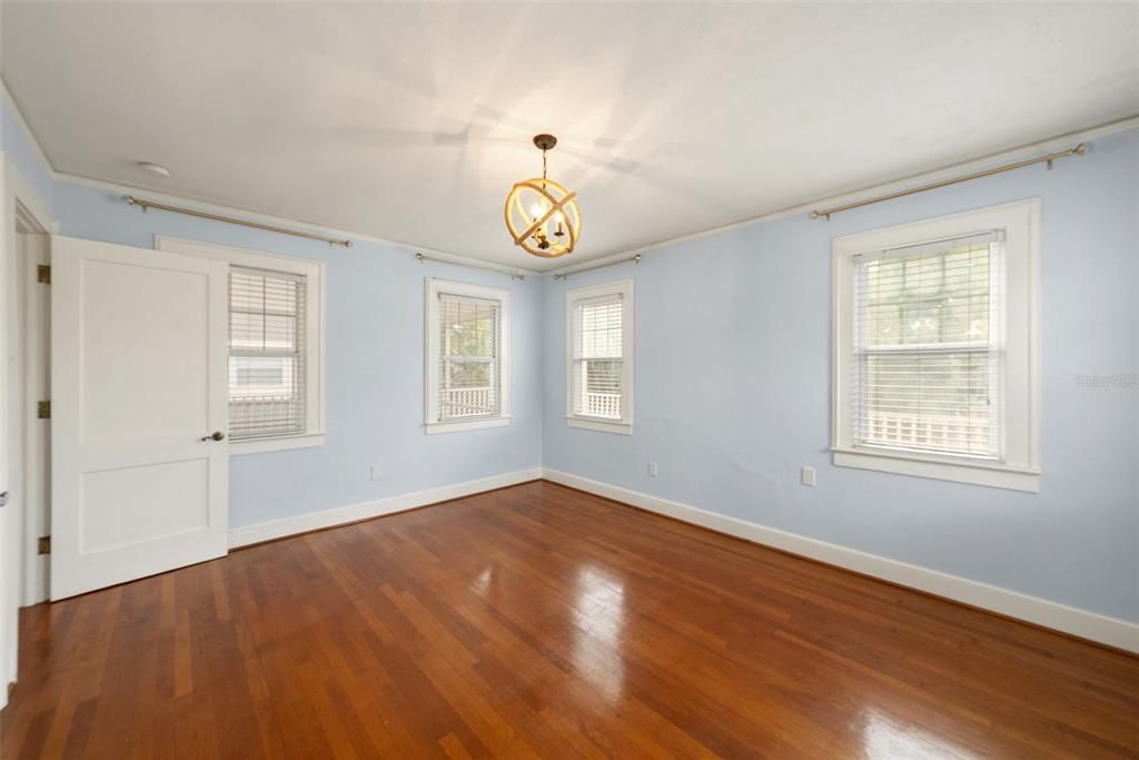 For Sale: $1,550,000 (4 beds, 3 baths, 3241 Square Feet)