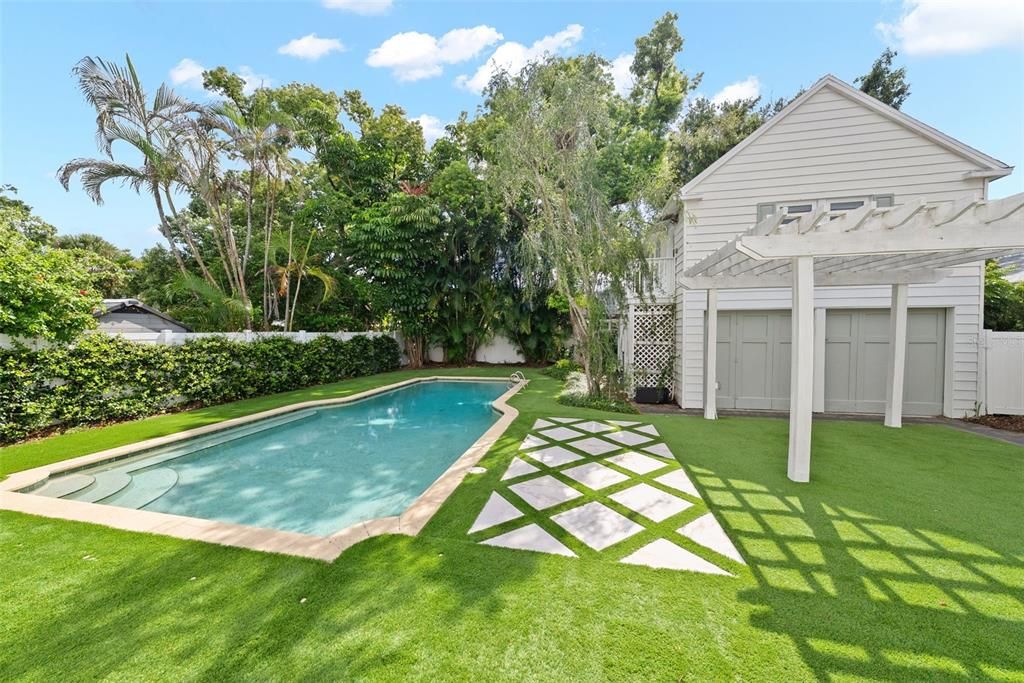 For Sale: $1,550,000 (4 beds, 3 baths, 3241 Square Feet)