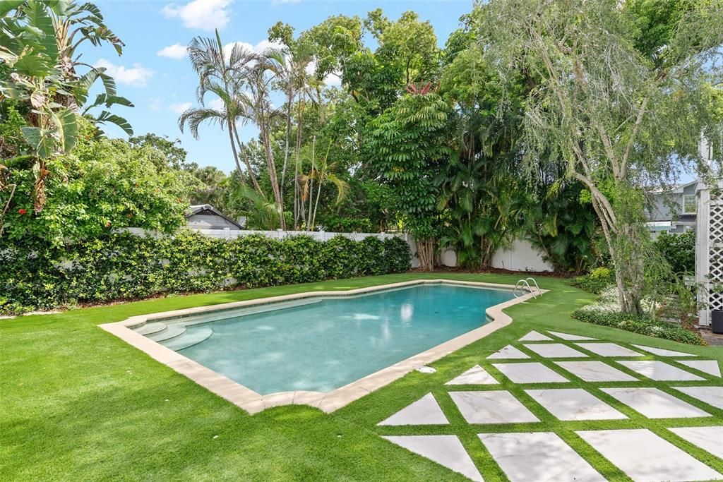 For Sale: $1,550,000 (4 beds, 3 baths, 3241 Square Feet)