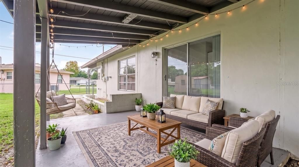 En Venta: $265,000 (3 camas, 2 baños, 1258 Pies cuadrados)