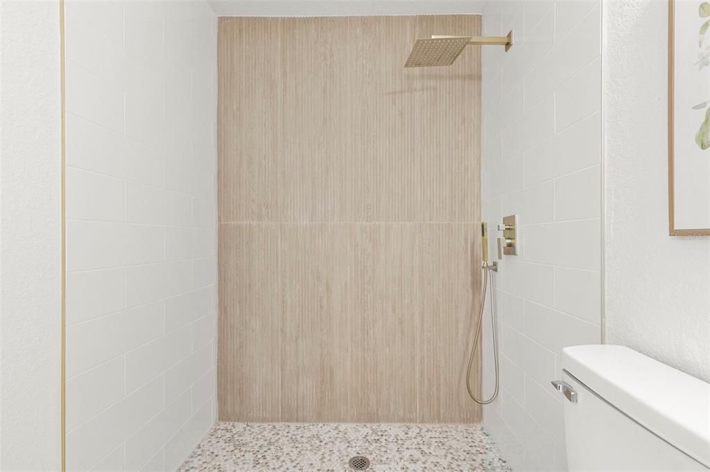 На продажу: $389,000 (4 спален, 3 ванн, 1888 Квадратных фут)