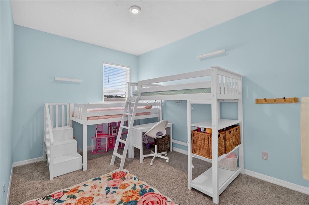 For Sale: $399,000 (4 beds, 2 baths, 1834 Square Feet)