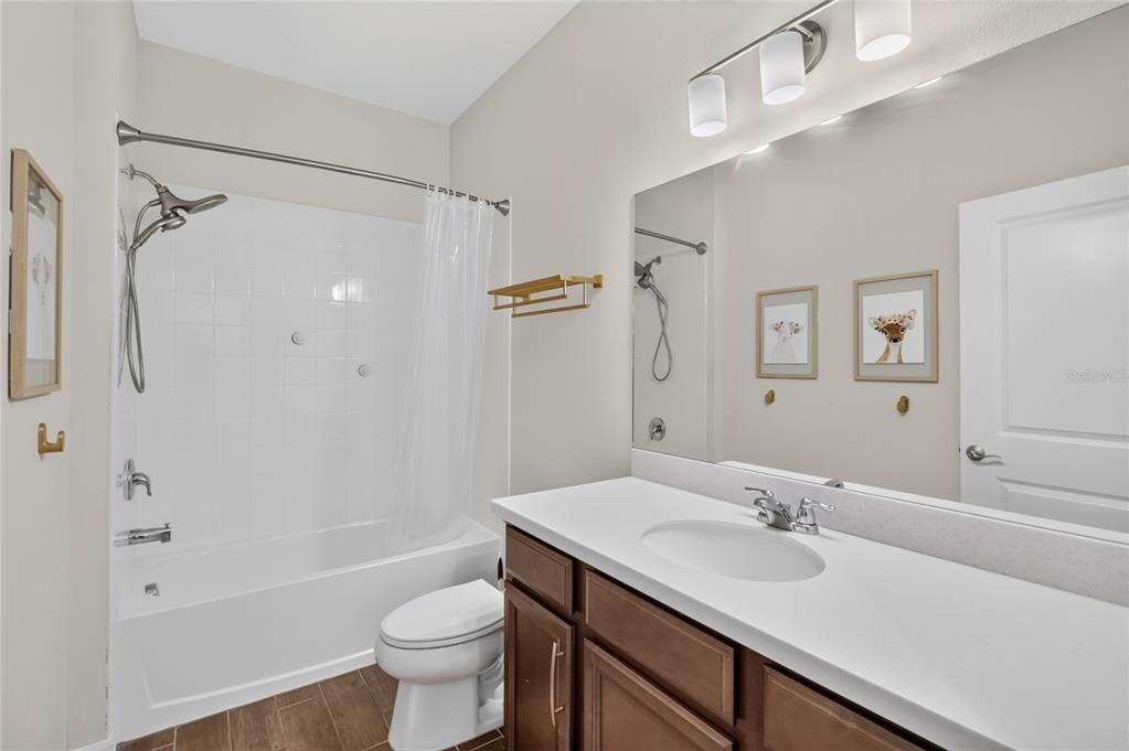 For Sale: $399,000 (4 beds, 2 baths, 1834 Square Feet)