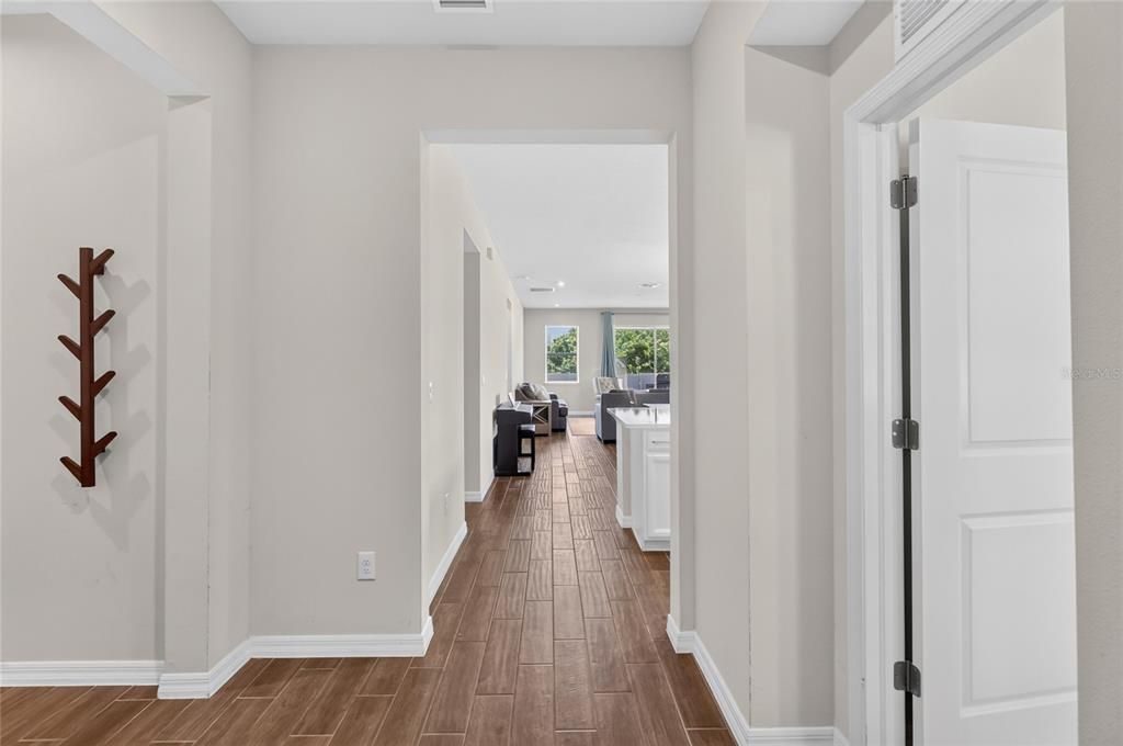 For Sale: $399,000 (4 beds, 2 baths, 1834 Square Feet)