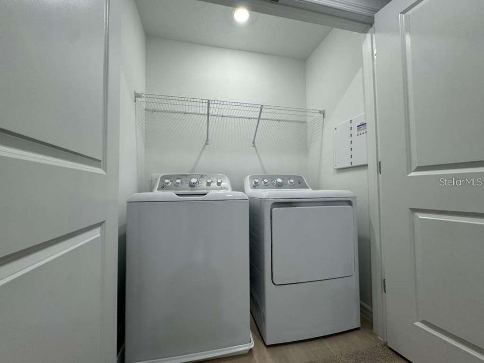 En Renta: $1,950 (3 camas, 2 baños, 1404 Pies cuadrados)