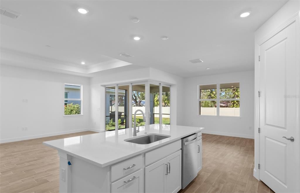 For Sale: $499,990 (3 beds, 2 baths, 2088 Square Feet)