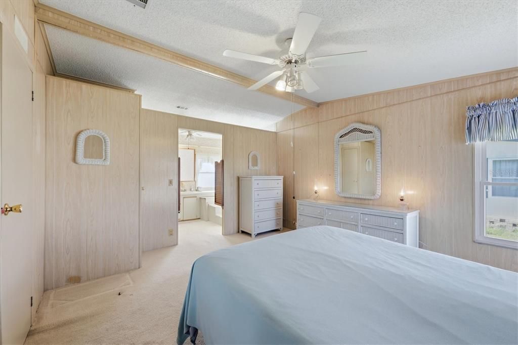 En Venta: $129,900 (2 camas, 2 baños, 1440 Pies cuadrados)