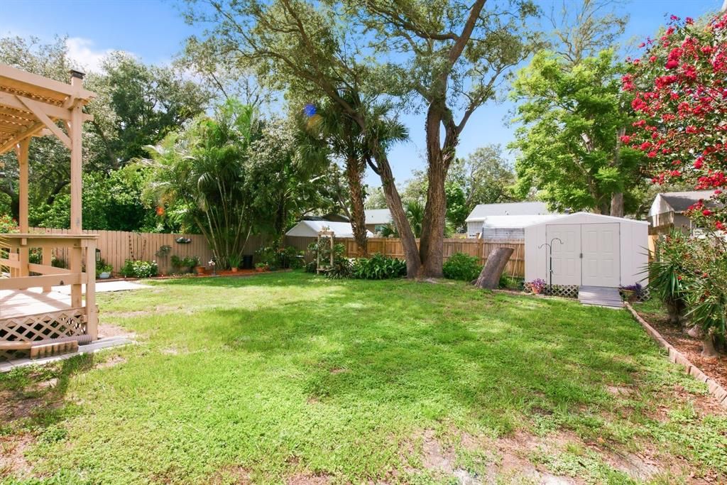 En Venta: $295,000 (2 camas, 1 baños, 1078 Pies cuadrados)