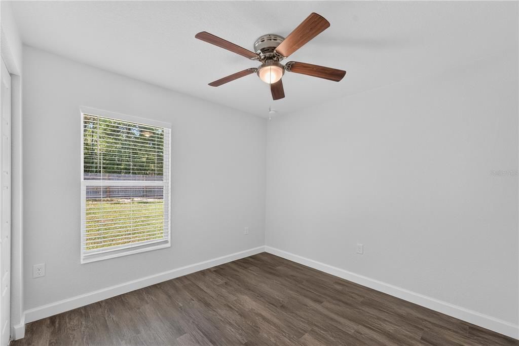 For Sale: $274,900 (3 beds, 2 baths, 1389 Square Feet)