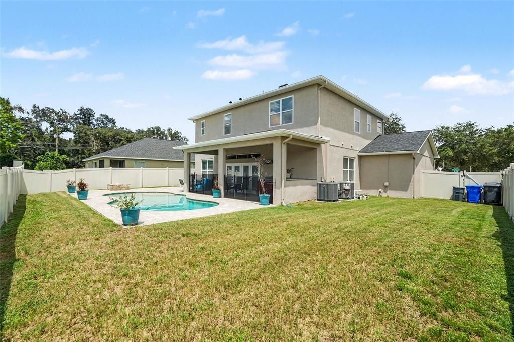 For Sale: $650,000 (5 beds, 4 baths, 2792 Square Feet)
