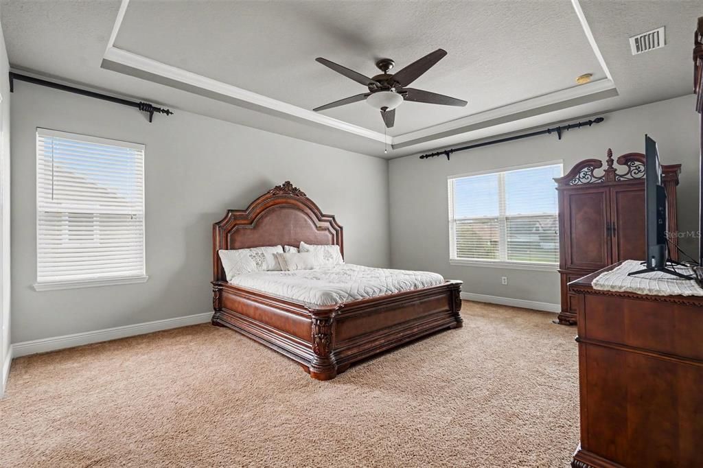 For Sale: $650,000 (5 beds, 4 baths, 2792 Square Feet)