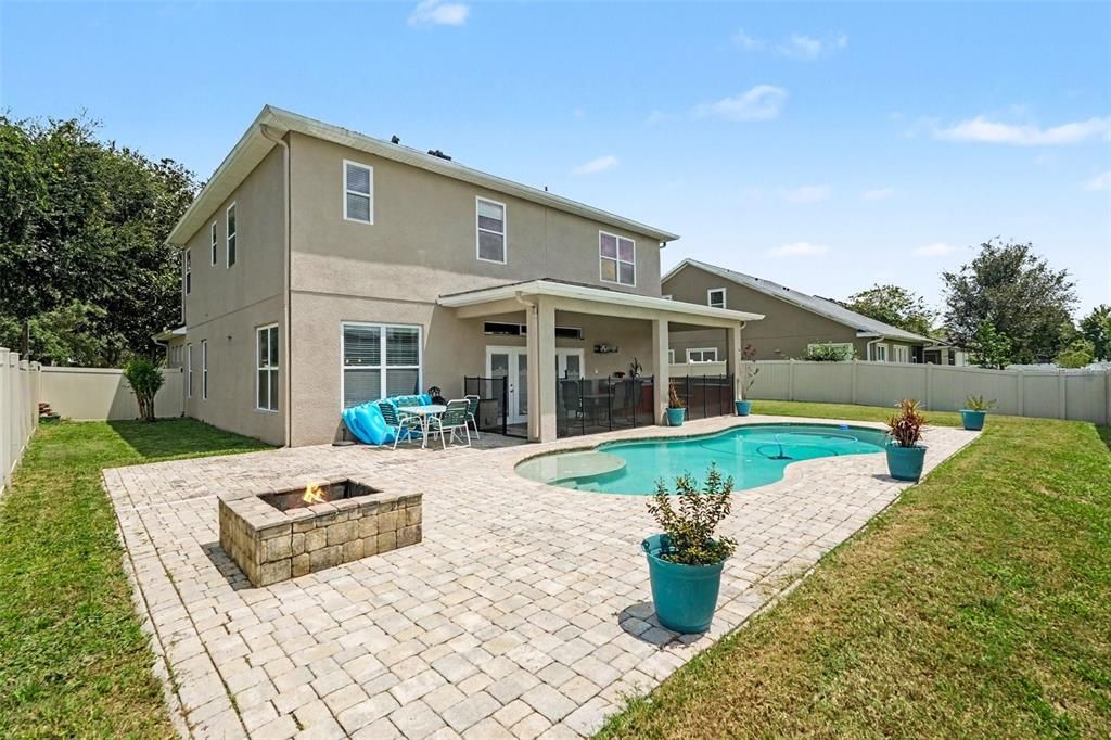 For Sale: $650,000 (5 beds, 4 baths, 2792 Square Feet)