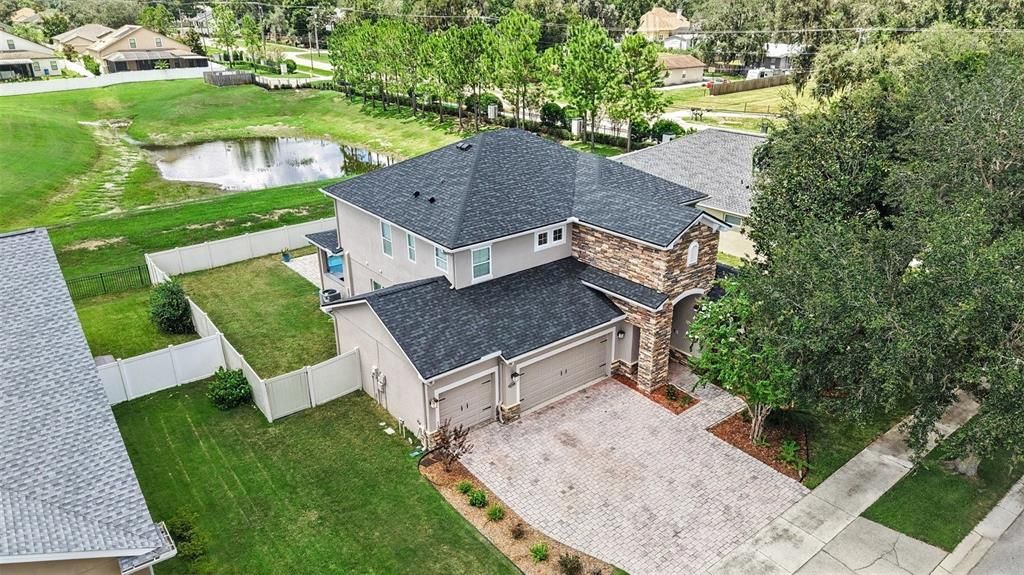 For Sale: $650,000 (5 beds, 4 baths, 2792 Square Feet)