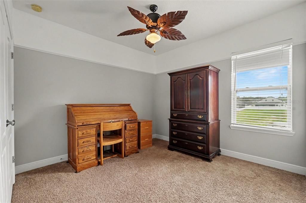 For Sale: $650,000 (5 beds, 4 baths, 2792 Square Feet)