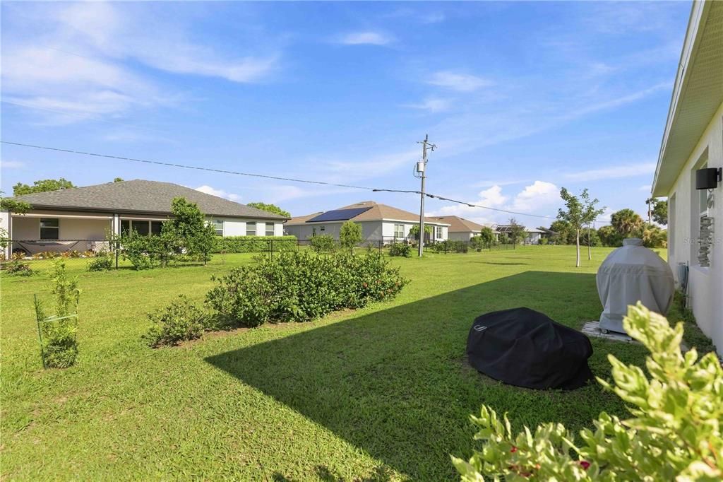 For Sale: $324,900 (4 beds, 2 baths, 1846 Square Feet)