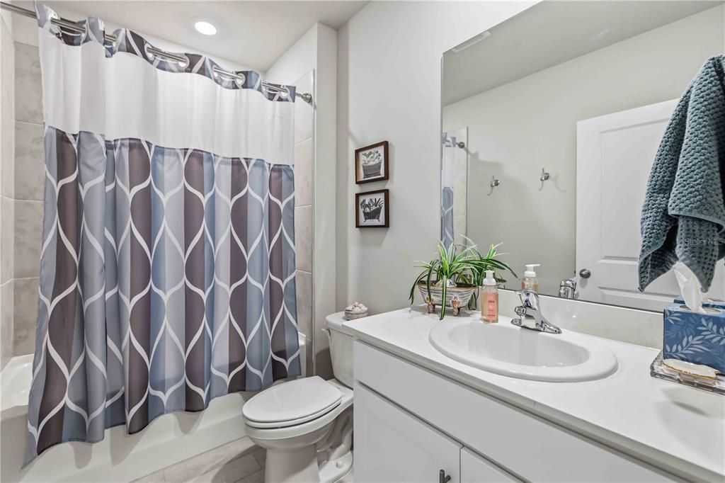 For Sale: $324,900 (4 beds, 2 baths, 1846 Square Feet)
