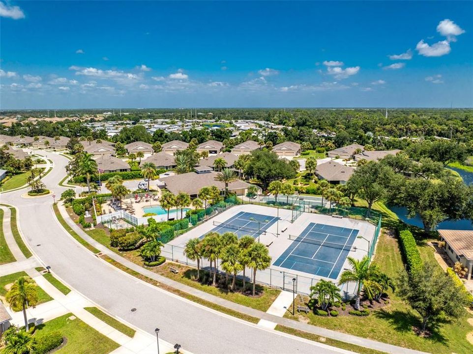 For Sale: $310,000 (2 beds, 2 baths, 1385 Square Feet)