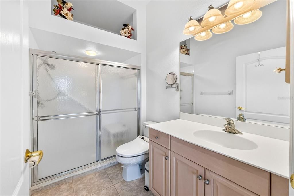 For Sale: $310,000 (2 beds, 2 baths, 1385 Square Feet)