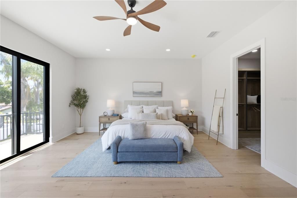 For Sale: $1,650,000 (5 beds, 4 baths, 3513 Square Feet)